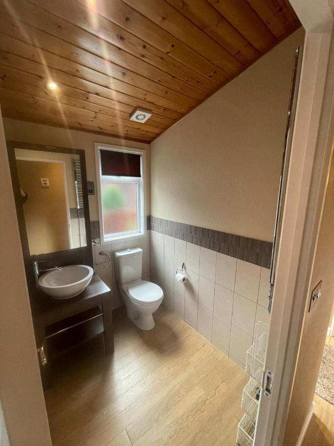 Windermere Retreat - White Cross Bay Holiday Park المظهر الخارجي الصورة